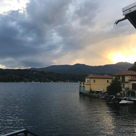 B&B Notte Sul Lago Gozzano Екстер'єр фото